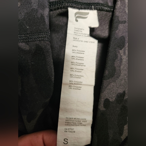 Fabletics Small - Picture 3 of 4